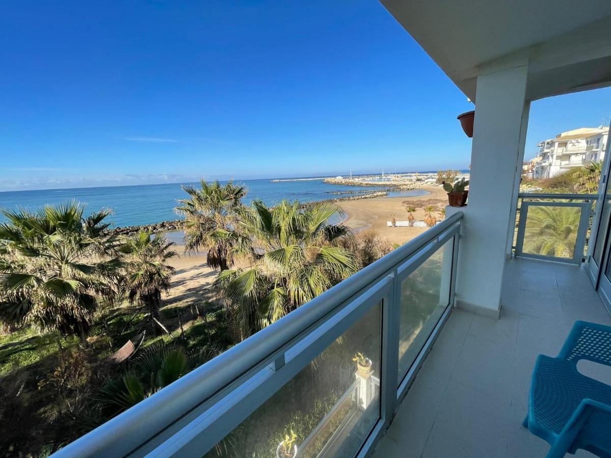 Hotel Sul Mare Al Gabbiano Скольїтті Екстер'єр фото