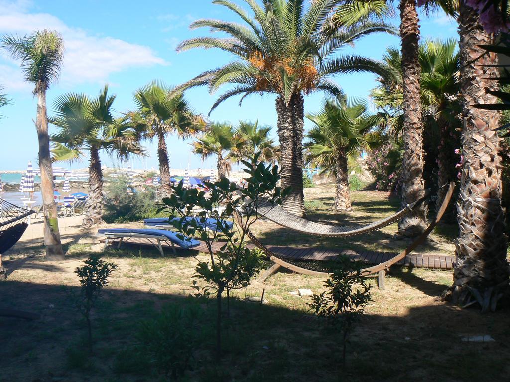 Hotel Sul Mare Al Gabbiano Скольїтті Екстер'єр фото