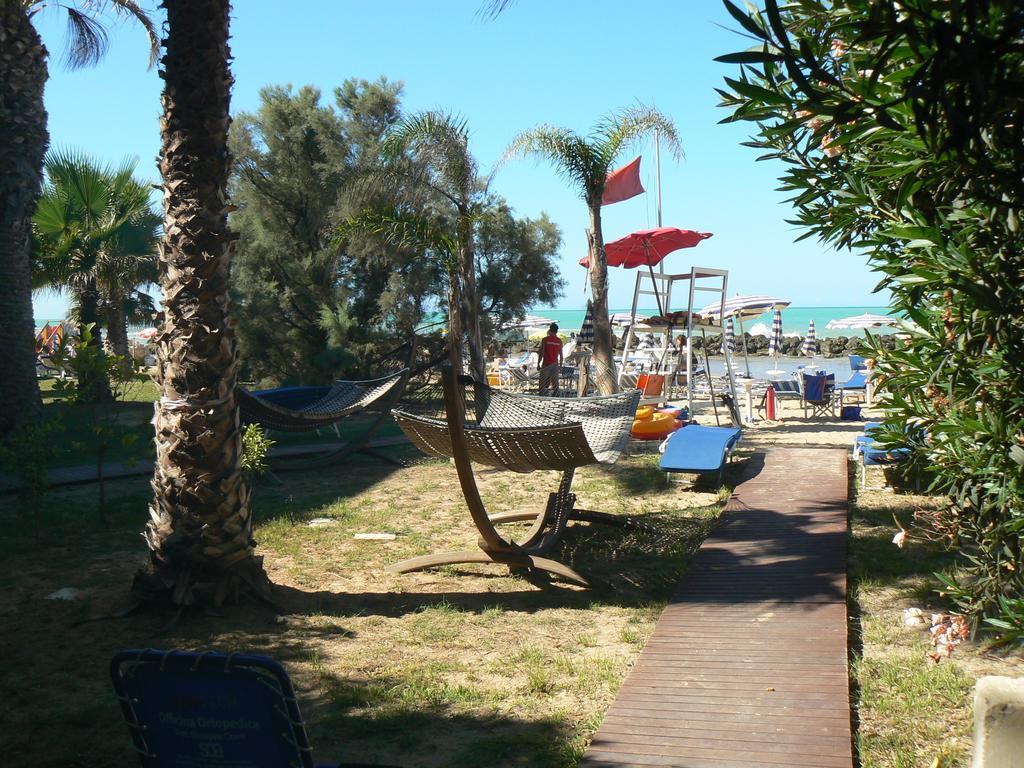 Hotel Sul Mare Al Gabbiano Скольїтті Екстер'єр фото
