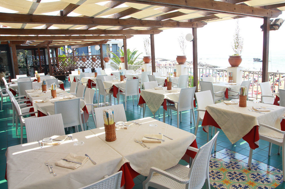 Hotel Sul Mare Al Gabbiano Скольїтті Екстер'єр фото