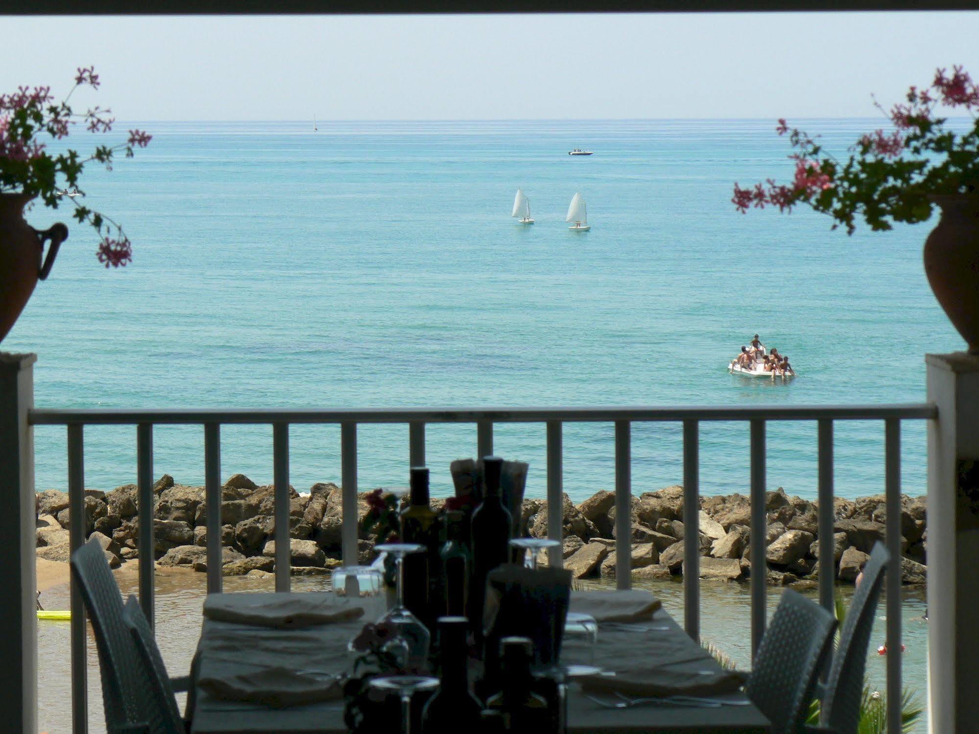 Hotel Sul Mare Al Gabbiano Скольїтті Екстер'єр фото