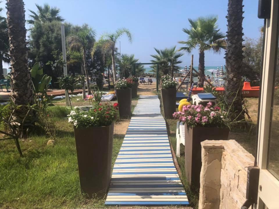 Hotel Sul Mare Al Gabbiano Скольїтті Екстер'єр фото