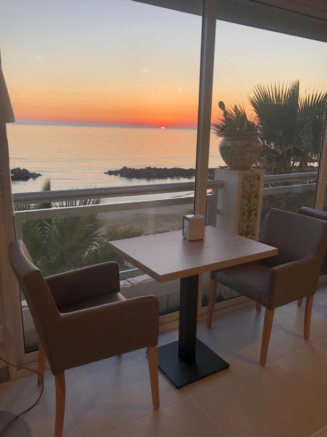 Hotel Sul Mare Al Gabbiano Скольїтті Екстер'єр фото